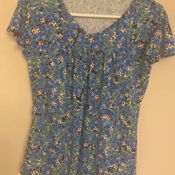 ROSELINLIN Womens Ruffle Sleeve Tunic Tops V Neck Loose Fit Short Sleeve Summer - Picture 1 of 6